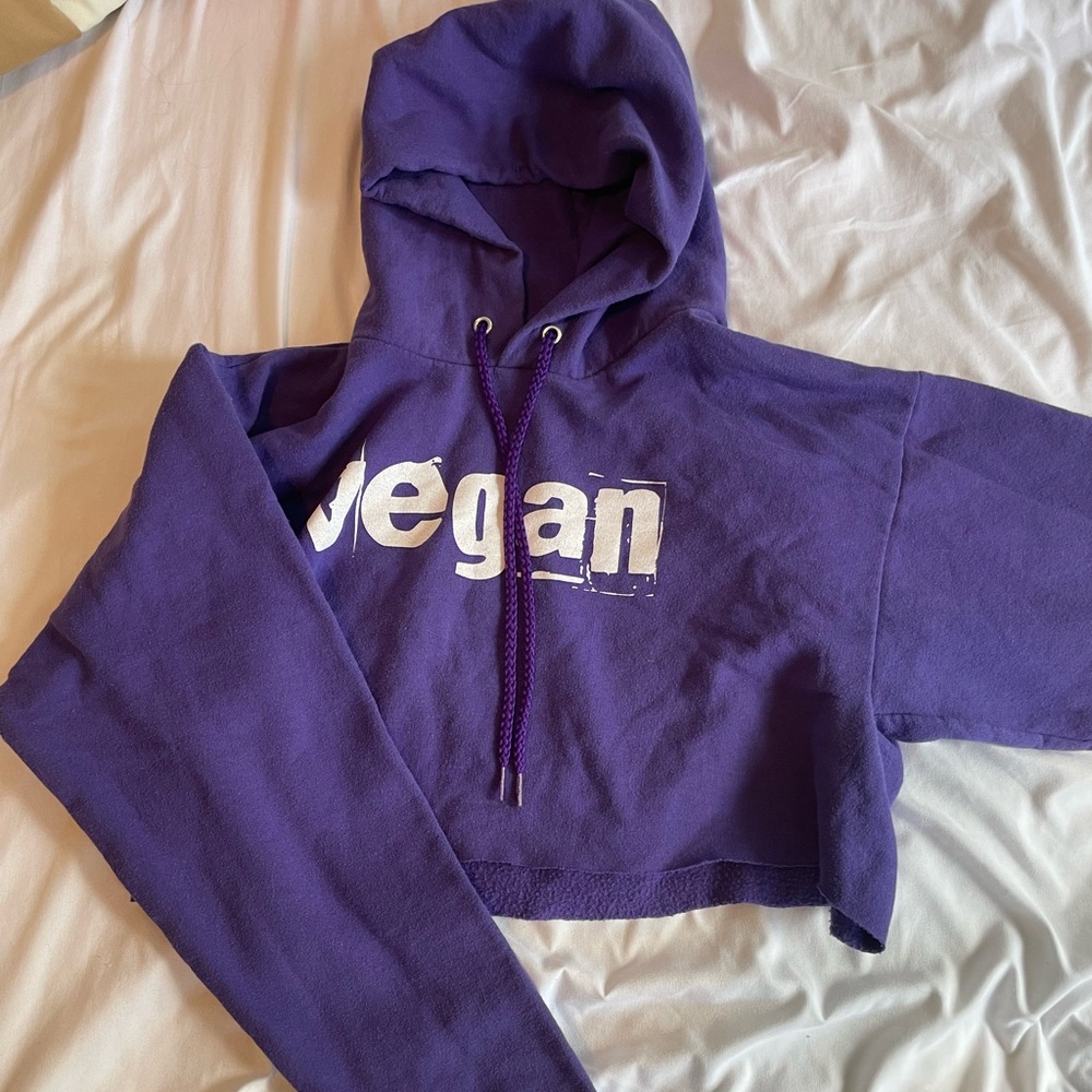 Cropped purple hoodie